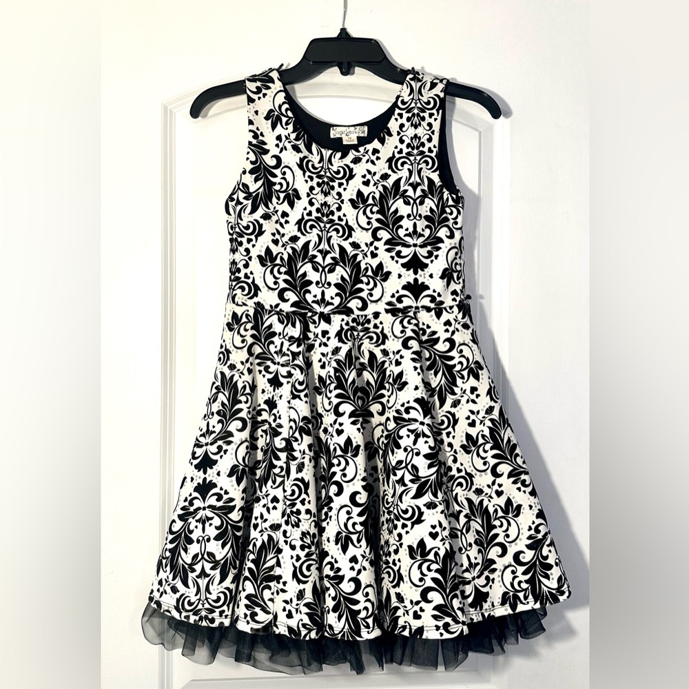 Kintworks Pull Over Toil Black/White Dress youth size 12